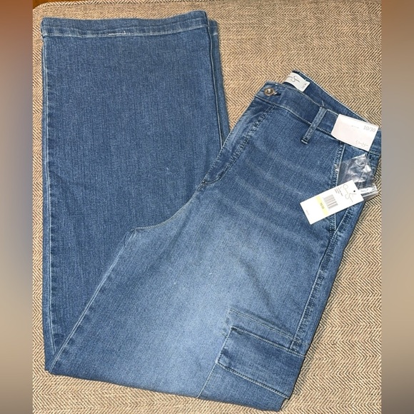 Jessica Simpson Denim - NWT Jessica Simpson Women’s Jeans LAGUNA JENNA Size 10/30